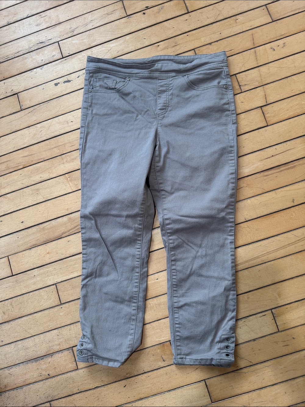 Tribal Crop Stretch Capris with Ankle Button Tabs